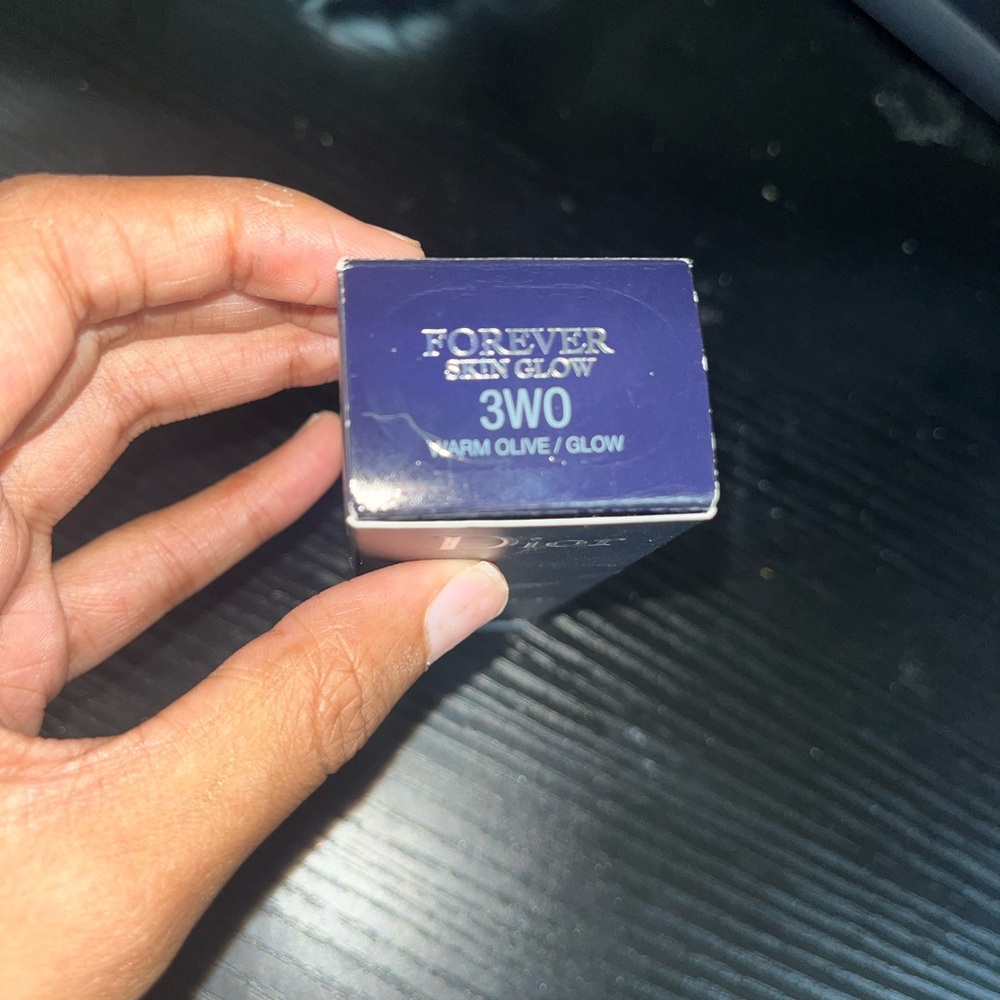Dior Forever Skin Glow Foundation - 3WO - Picture 4 of 5